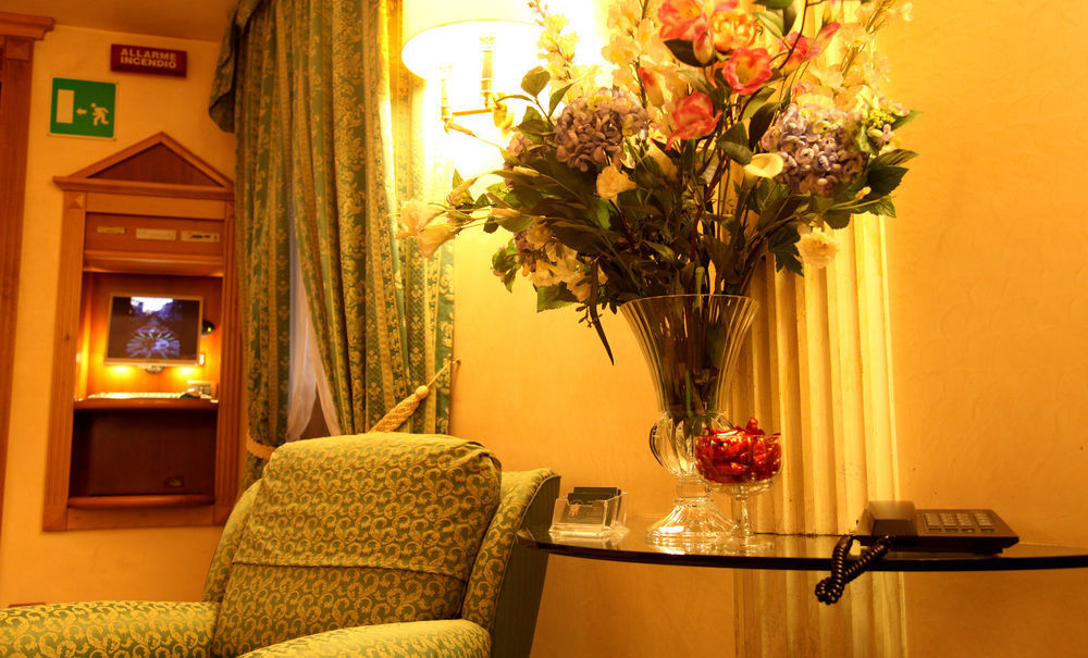 Colonna Room Rental Frascati Eksteriør billede